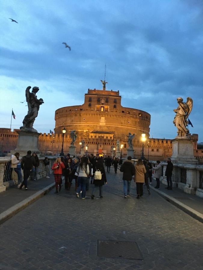 Appia Park Apartament 10 Min Dal Colosseo Rzym Zewnętrze zdjęcie