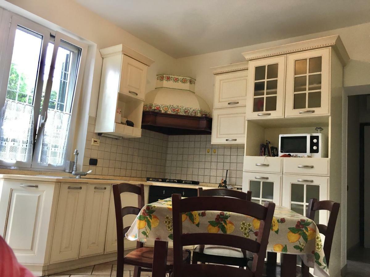Appia Park Apartament 10 Min Dal Colosseo Rzym Zewnętrze zdjęcie